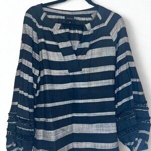 Who What Wear Boho Black Gray Striped Long Sleeves Top